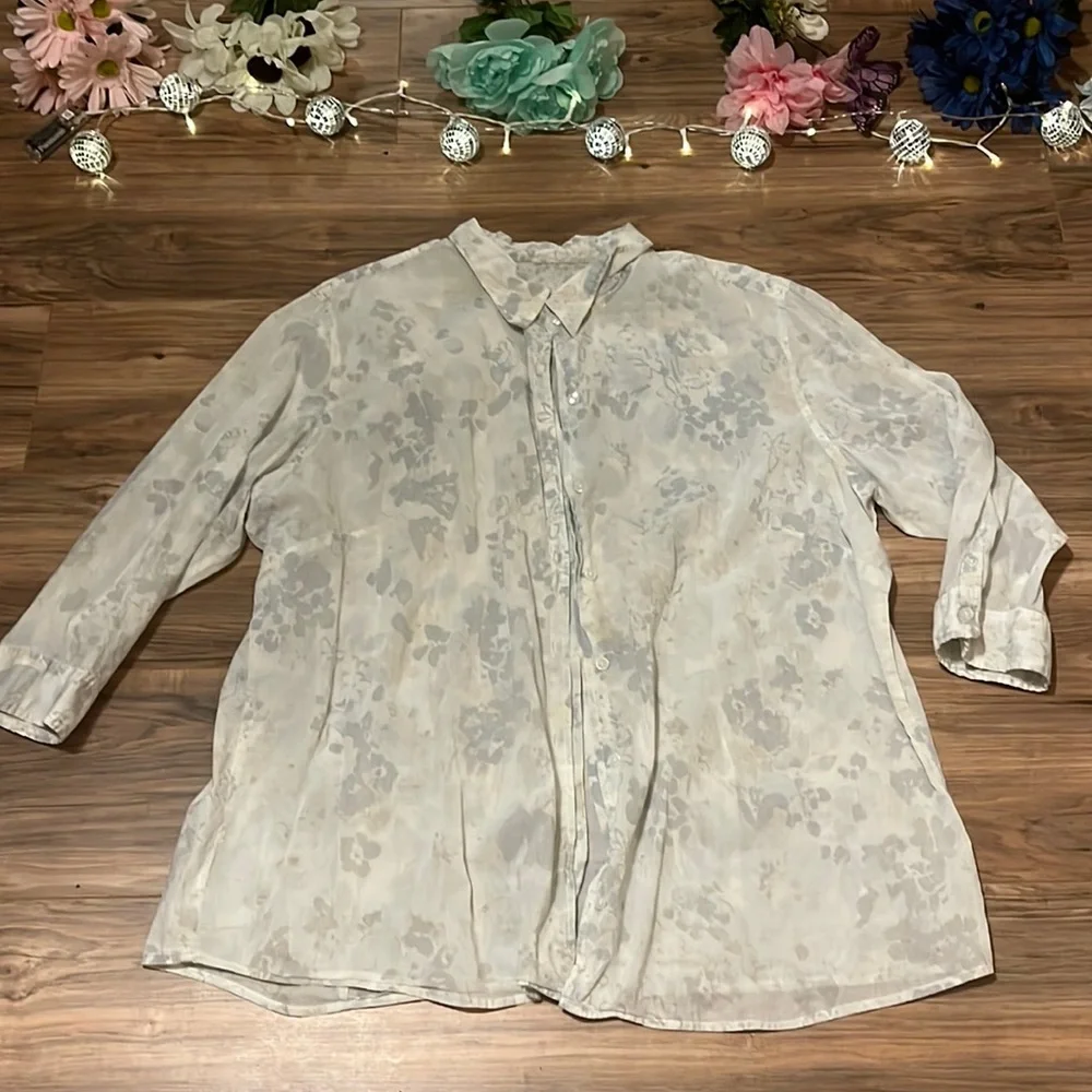 Floral Button Down - Picture 1 of 7